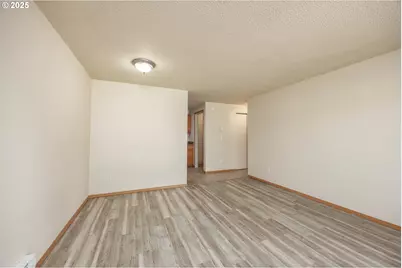 1100 S Pearl St, Centralia, WA 98531 - Photo 10