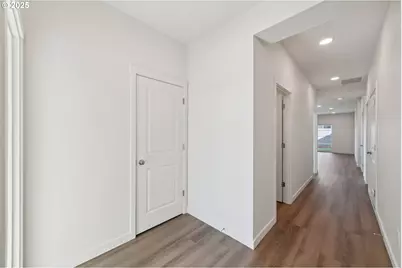 1810 NW 18th St, Battle Ground, WA 98604 - Photo 4