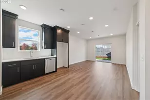 1810 NW 18th St, Battle Ground, WA 98604 - Photo 6