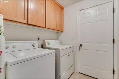 5985 Firestone Dr, Eugene, OR 97402 - Photo 18