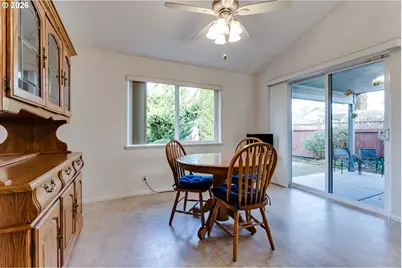 5985 Firestone Dr, Eugene, OR 97402 - Photo 10