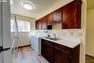 164 NE 4th Ave, Canby, OR 97013 - Photo 10