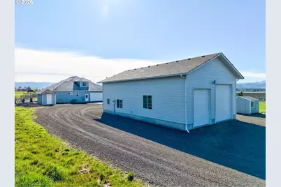 145 Cross Creek Dr, Roseburg, OR 97471 - Photo 32
