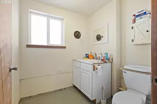 145 Cross Creek Dr, Roseburg, OR 97471 - Photo 36