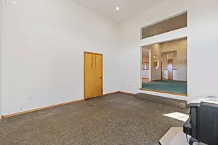 145 Cross Creek Dr, Roseburg, OR 97471 - Photo 18