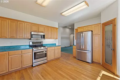 145 Cross Creek Dr, Roseburg, OR 97471 - Photo 8