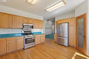 145 Cross Creek Dr, Roseburg, OR 97471 - Photo 8