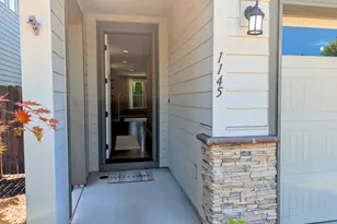 1145 S Quail Run Pl, Ridgefield, WA 98642 - Photo 2