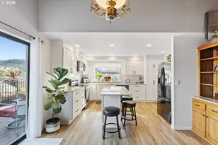 1881 NW Excello Dr, Roseburg, OR 97471 - Photo 10