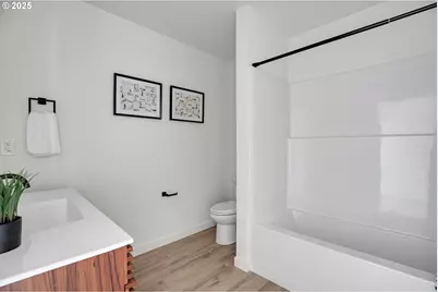 14840 NE Couch St #7, Portland, OR 97230 - Photo 26