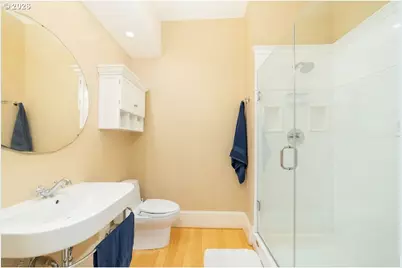 1621 NE Knott St, Portland, OR 97212 - Photo 20