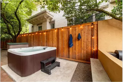 1621 NE Knott St, Portland, OR 97212 - Photo 40