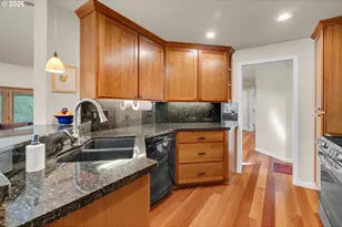 1617 SE 73rd Ave, Hillsboro, OR 97123 - Photo 10