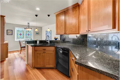 1617 SE 73rd Ave, Hillsboro, OR 97123 - Photo 12