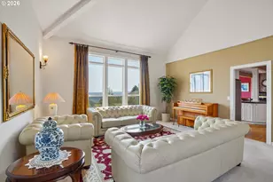 11904 SW Viewcrest Ct, Tigard, OR 97224 - Photo 8