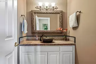 11904 SW Viewcrest Ct, Tigard, OR 97224 - Photo 16