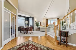11904 SW Viewcrest Ct, Tigard, OR 97224 - Photo 4