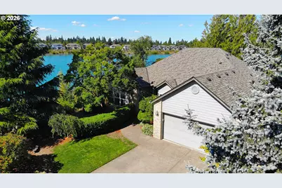 422 N Lakefair Cir, Keizer, OR 97303 - Photo 1