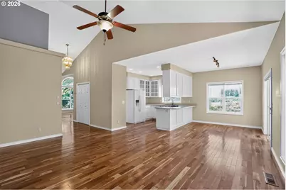 422 N Lakefair Cir, Keizer, OR 97303 - Photo 8