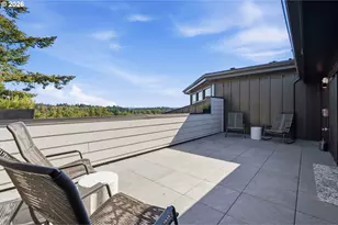 21 D Ave, Lake Oswego, OR 97034 - Photo 38