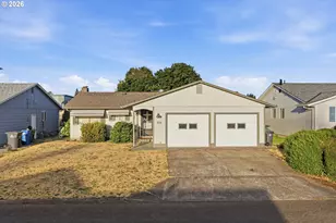 334 S Cascade Dr, Woodburn, OR 97071 - Photo 1