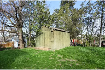 923 Fulton St, Wasco, OR 97065 - Photo 48