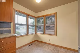 11731 SE 35th Ave, Milwaukie, OR 97222 - Photo 18