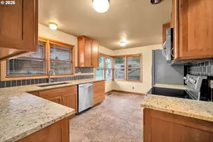 11731 SE 35th Ave, Milwaukie, OR 97222 - Photo 14