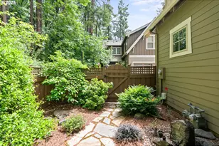 4520 Trillium Woods, Lake Oswego, OR 97035 - Photo 20