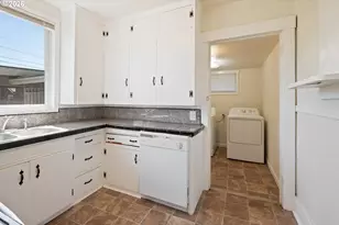 608 16th Ave, Longview, WA 98632 - Photo 12