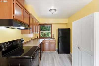 3711 NE 90th Ave, Portland, OR 97220 - Photo 12