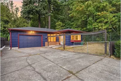 3711 NE 90th Ave, Portland, OR 97220 - Photo 2