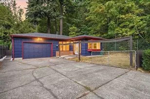 3711 NE 90th Ave, Portland, OR 97220 - Photo 2