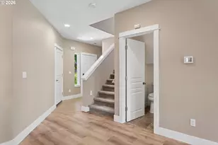 5535 Excaliber Ln, Eugene, OR 97402 - Photo 16