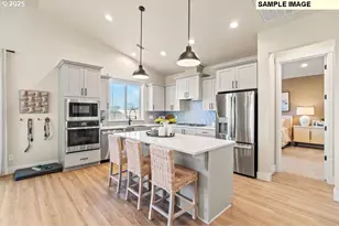 18801 NE 41st Pl, Vancouver, WA 98686 - Photo 4