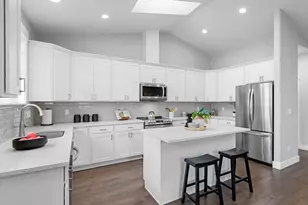 7071 NE 17th Ave, Portland, OR 97211 - Photo 8