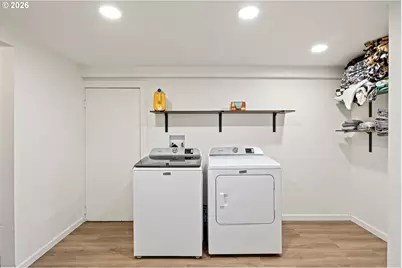 430 Division Ave, Drain, OR 97435 - Photo 36