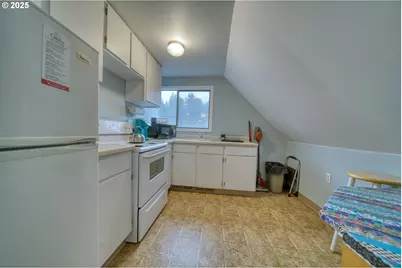 27001 NW Saint Helens Rd, Scappoose, OR 97056 - Photo 22