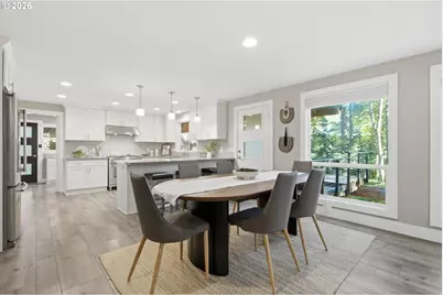 9040 SW 49th Ave, Portland, OR 97219 - Photo 10
