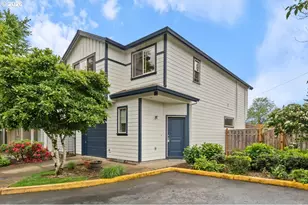 10593 SE 75th Ave, Milwaukie, OR 97222 - Photo 2