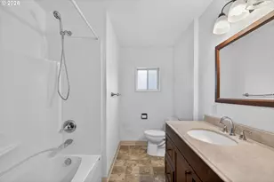 1605 NE Walnut Ave, McMinnville, OR 97128 - Photo 18