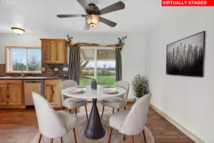 1605 NE Walnut Ave, McMinnville, OR 97128 - Photo 8