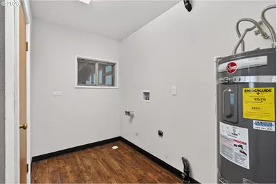 1605 NE Walnut Ave, McMinnville, OR 97128 - Photo 20