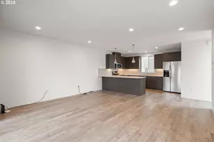 7204 SE Steele St, Portland, OR 97206 - Photo 6