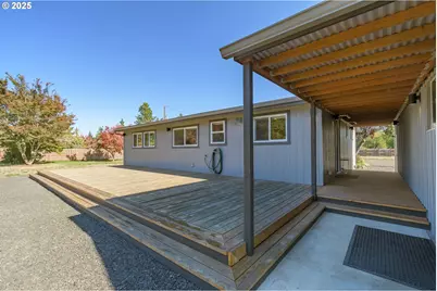 93940 River Rd, Junction City, OR 97448 - Photo 20