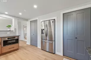 93940 River Rd, Junction City, OR 97448 - Photo 10