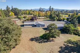 93940 River Rd, Junction City, OR 97448 - Photo 36