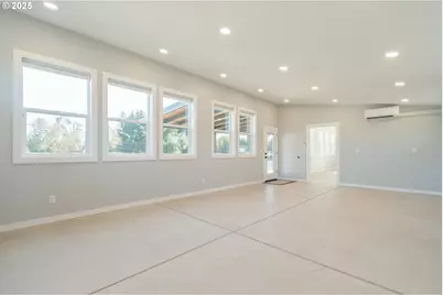 93940 River Rd, Junction City, OR 97448 - Photo 30