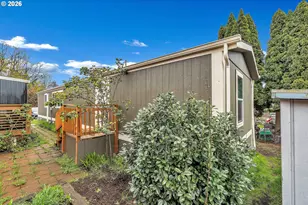 3200 SE Silverleaf Ln, Portland, OR 97267 - Photo 18