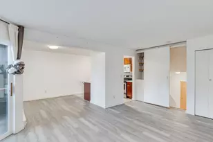 6220 SW Capitol Hwy, Portland, OR 97239 - Photo 12